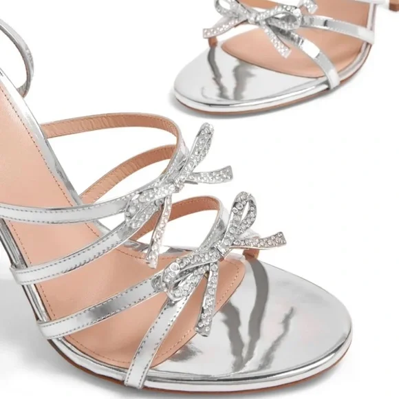 Giambattista Valli
Love Bow leather sandals - Picture 5 of 9